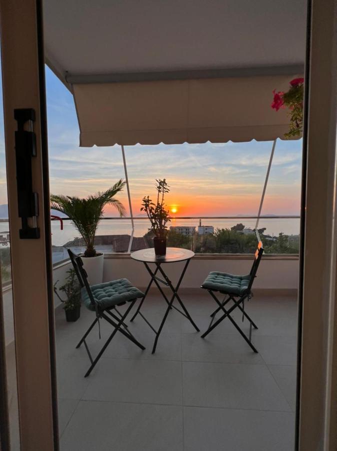 Sunny Breeze Apartment فلورا المظهر الخارجي الصورة
